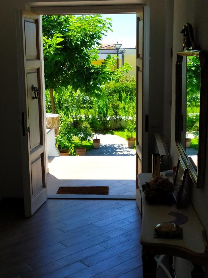 B&B Villa La Bouganville Camaiore Exteriör bild